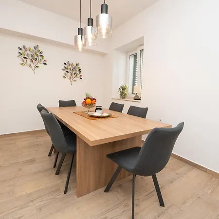 Appartement Lidija *
